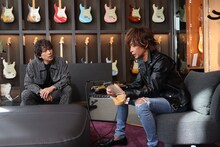 左から江口洋介、INORAN（LUNA SEA）。