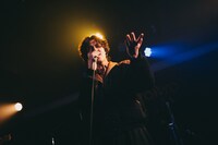 Mol（Vo, G / Billyrrom）（撮影：町田千秋）