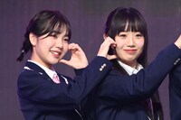 左から海老原鼓、清水恵子。