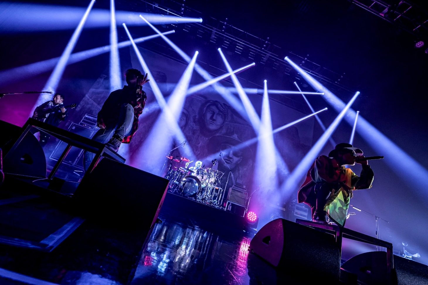 「FLOW THE CARNIVAL 2023 ～NARUTO縛り～」神奈川・KT Zepp Yokohama公演の様子。（Photo by "SUGI" Yuya Sugiura）