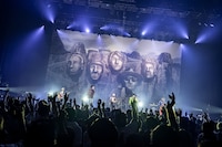 「FLOW THE CARNIVAL 2023 ～NARUTO縛り～」神奈川・KT Zepp Yokohama公演の様子。（Photo by "SUGI" Yuya Sugiura）