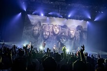 「FLOW THE CARNIVAL 2023 ～NARUTO縛り～」神奈川・KT Zepp Yokohama公演の様子。（Photo by "SUGI" Yuya Sugiura）