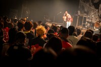 「FLOW THE CARNIVAL 2023 ～NARUTO縛り～」神奈川・KT Zepp Yokohama公演の様子。（Photo by "SUGI" Yuya Sugiura）