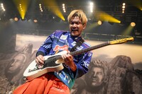 TAKE（G）（Photo by "SUGI" Yuya Sugiura）