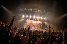 「FLOW THE CARNIVAL 2023 ～NARUTO縛り～」神奈川・KT Zepp Yokohama公演の様子。（Photo by "SUGI" Yuya Sugiura）