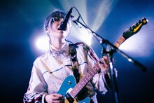 Asakura（Vo, G / muque）（撮影：ヨシハラミズホ）