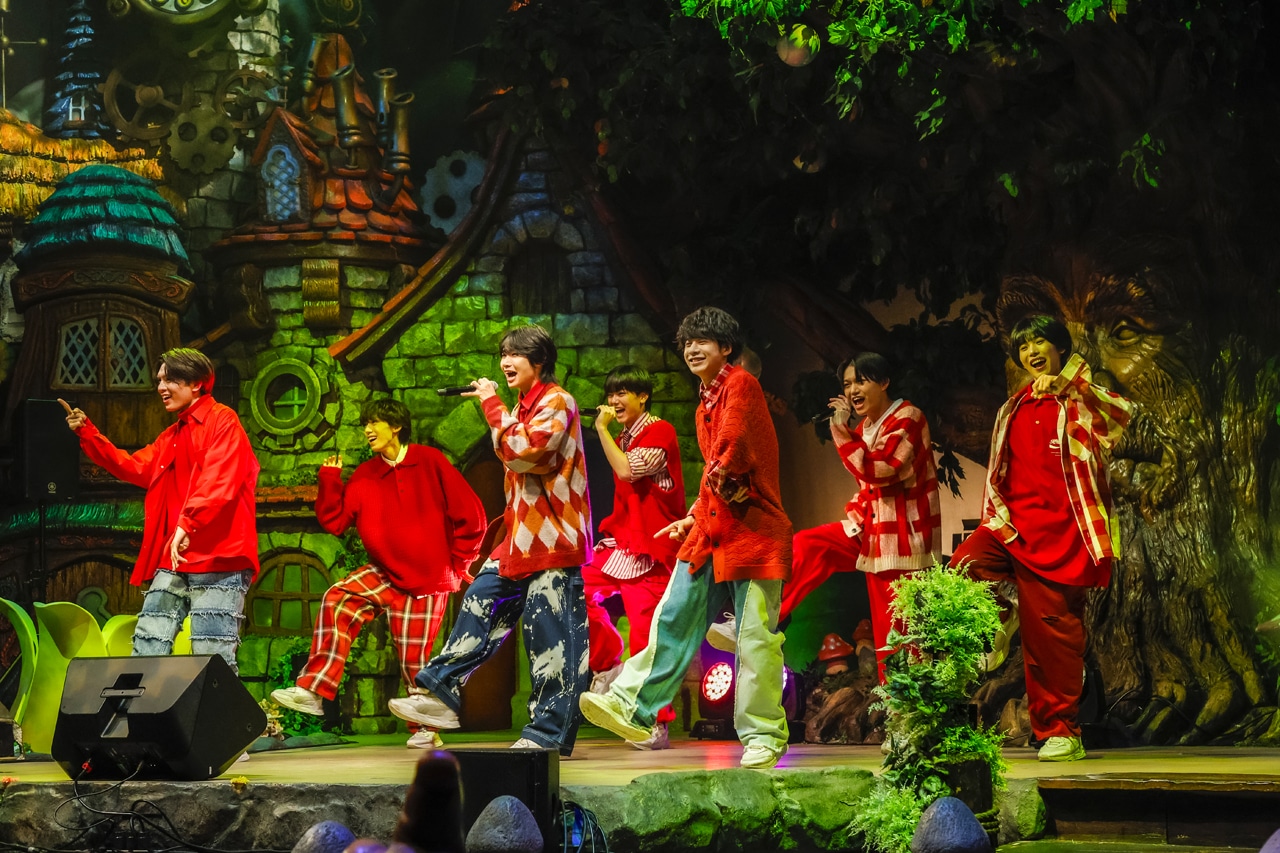 THE SUPER FRUIT（撮影：加藤千絵［CAPS］）