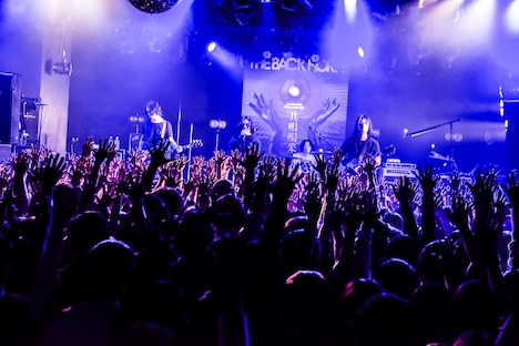 THE BACK HORN「25th Anniversary『KYO-MEIワンマンツアー』～共鳴喝采～」宮城・Rensa公演の様子。