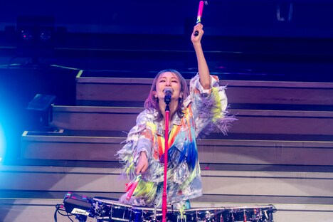 「た、い、せ、つ Pile up」パフォーマンス中の様子。（Photo by Viola Kam［V'z Twinkle］）