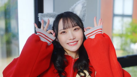 ≠ME「ヒロインとオオカミ」ミュージックビデオより。