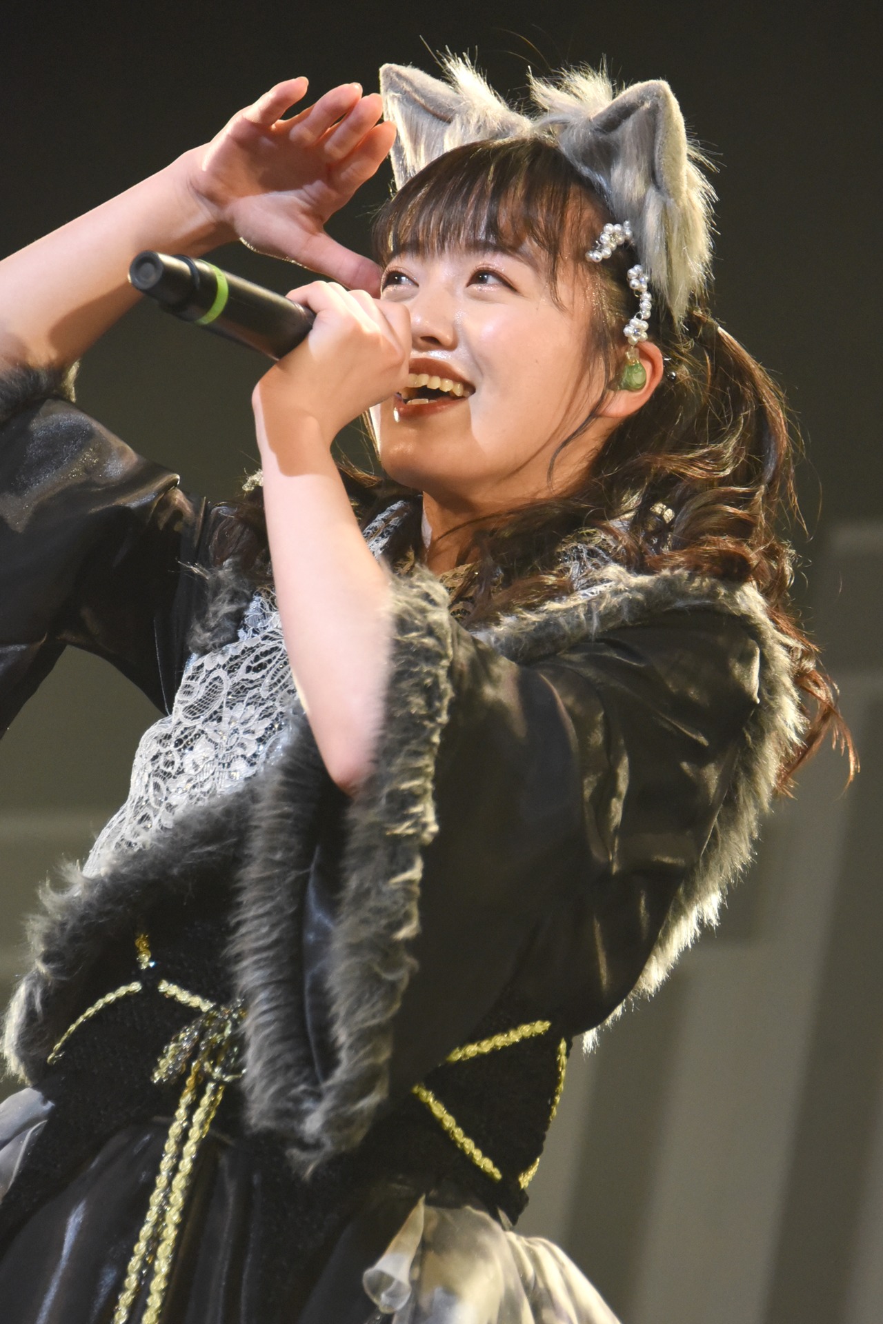 希山愛