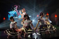 「Sora」を歌唱する超ときめき♡宣伝部。