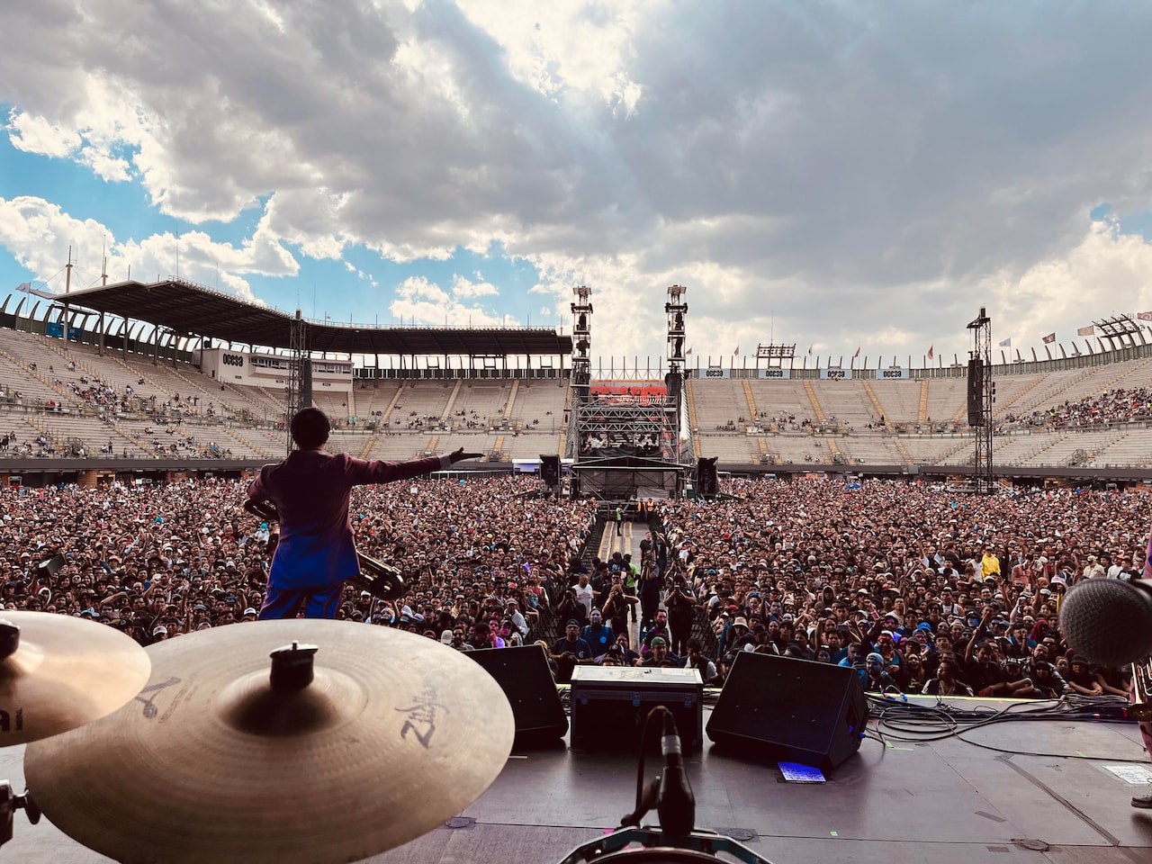 2023年3月19日に、東京スカパラダイスオーケストラで中南米最大級のフェス「Vive Latino」に出演した際の写真。