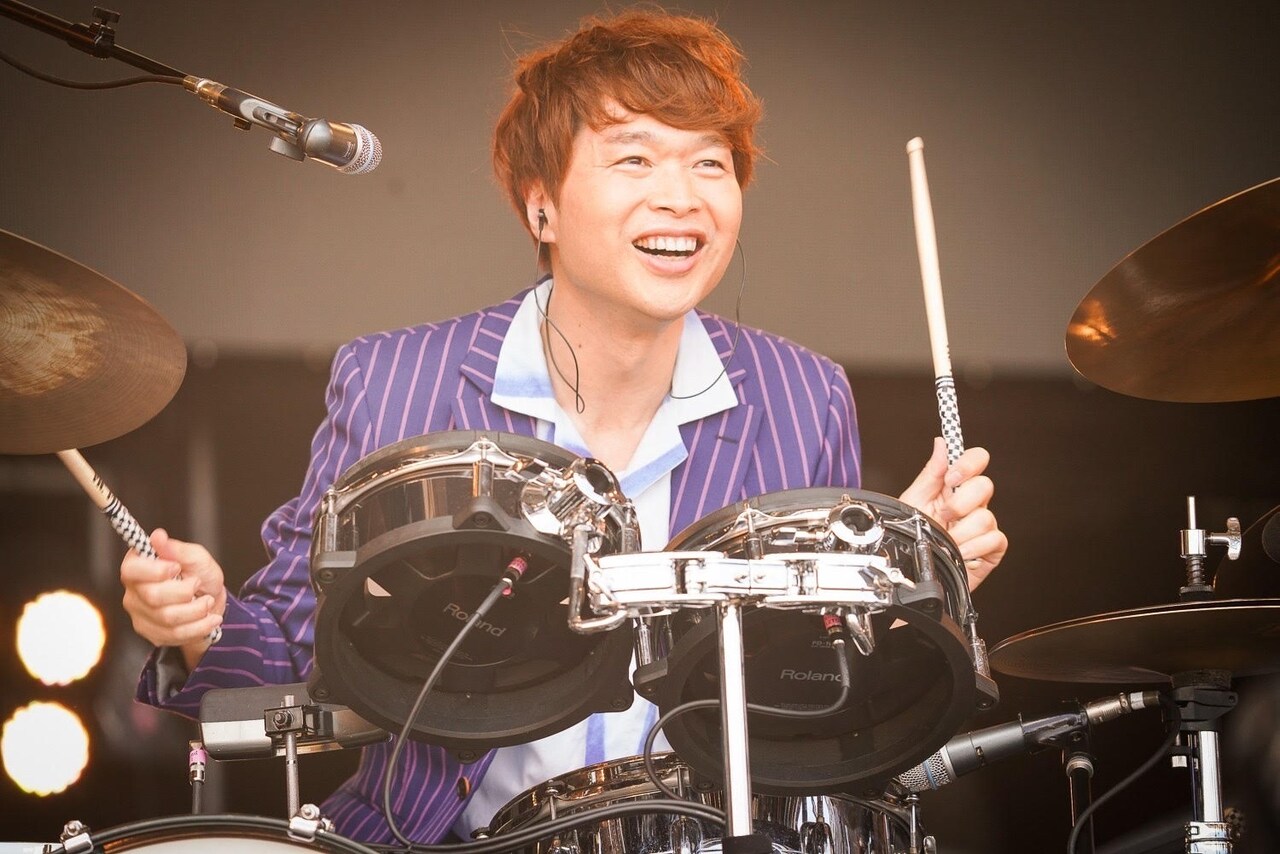 手術の1週間後、8月6日に行われた「ROCK IN JAPAN FESTIVAL 2023」に東京スカパラダイスオーケストラで出演した茂木。