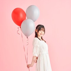 立花日菜がアーティストデビュー、1stシングルは自身出演の「神飢え」エンディング