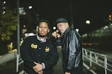 左からOMSB、tha BOSS。(Photo by Suguru Saito)
