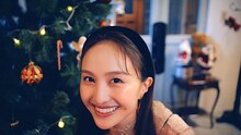 百田夏菜子「クリスマスしよ♡」ミュージックビデオより。