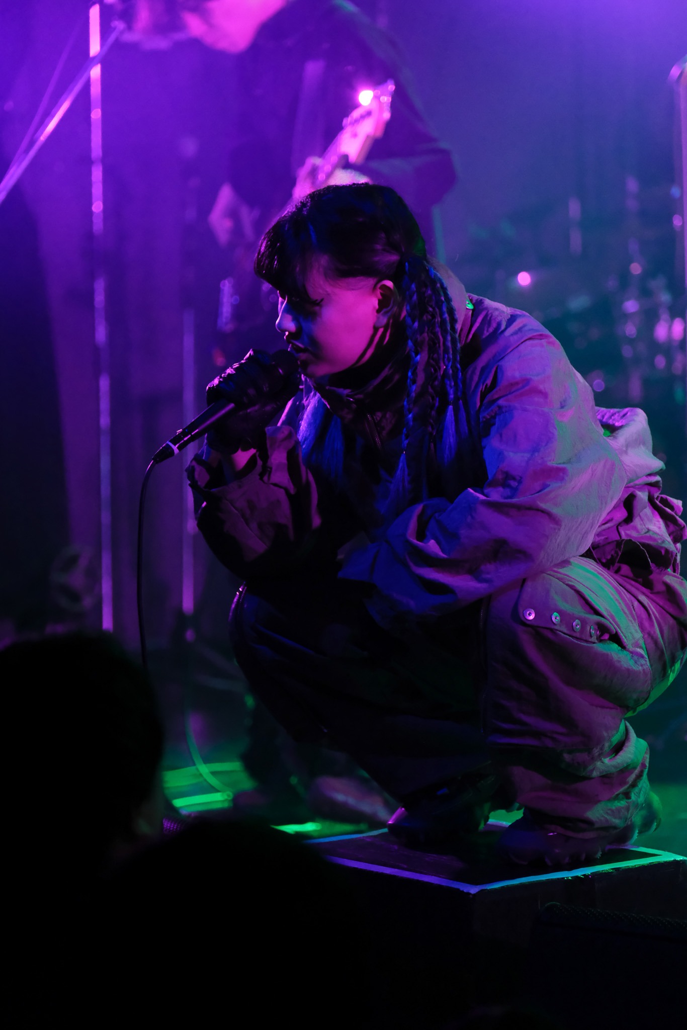 谷絹茉優（Vo / Chevon）（Photo by Naoki Harada［n-foto LLC］）