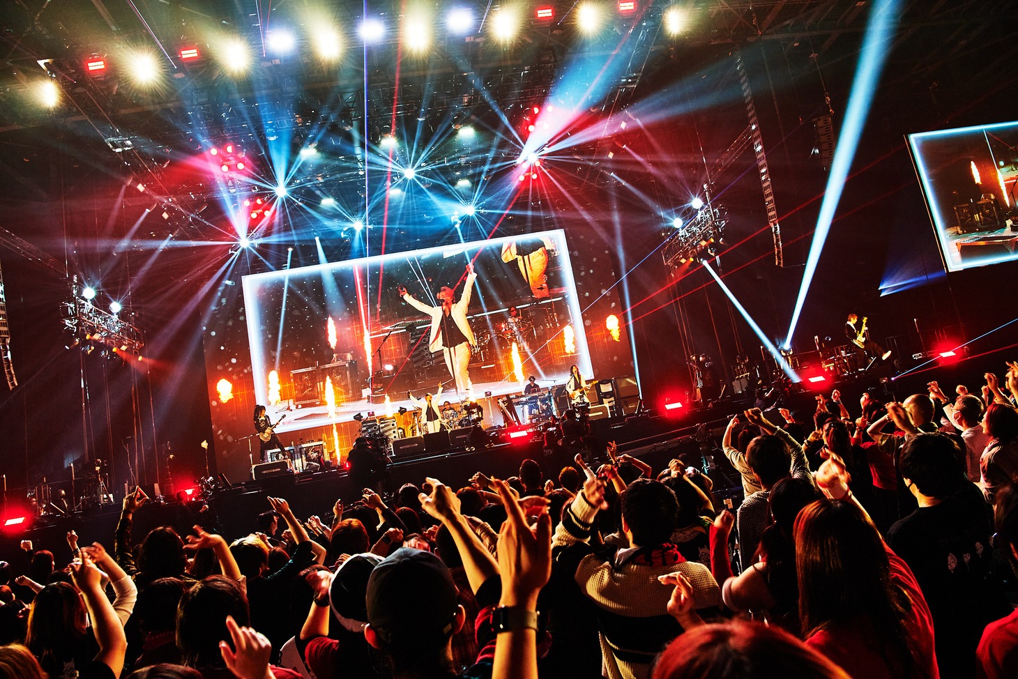 「GLAY HIGHCOMMUNICATIONS TOUR 2023-The Ghost Hunter-」ポートメッセなごや第一展示館公演の様子。