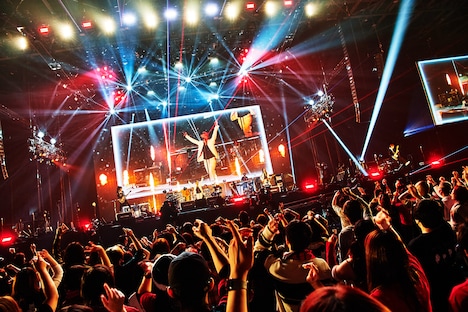 「GLAY HIGHCOMMUNICATIONS TOUR 2023-The Ghost Hunter-」ポートメッセなごや第一展示館公演の様子。