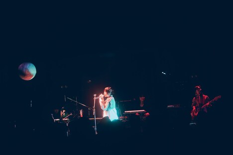 「八木海莉 One-Man Live Tour 2023 - know me... -」WWW X公演の様子。（Photo by Tetsuya Yamakawa）