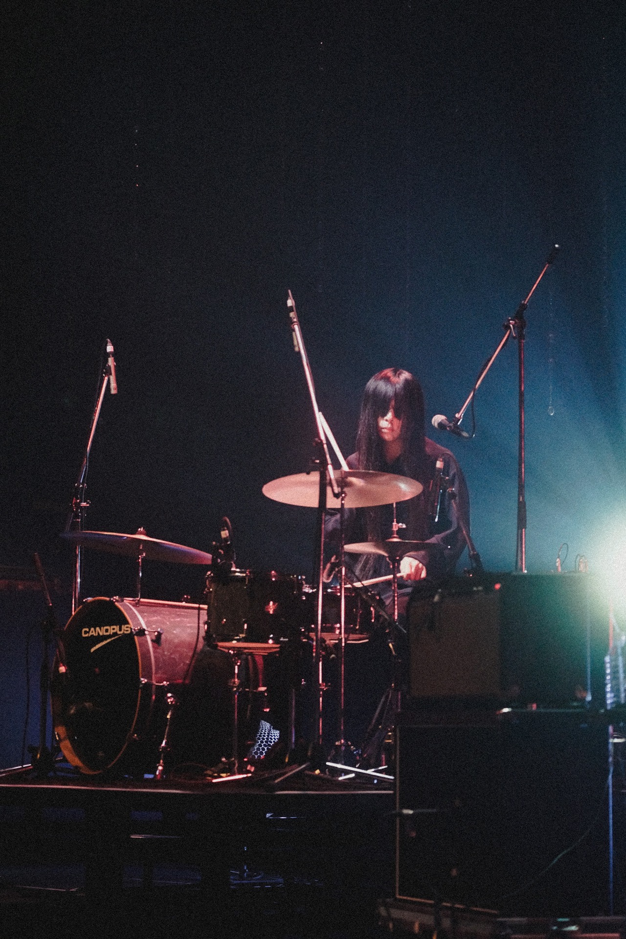 フクダヒロア（Dr）（Photo by Asami Nobuoka）