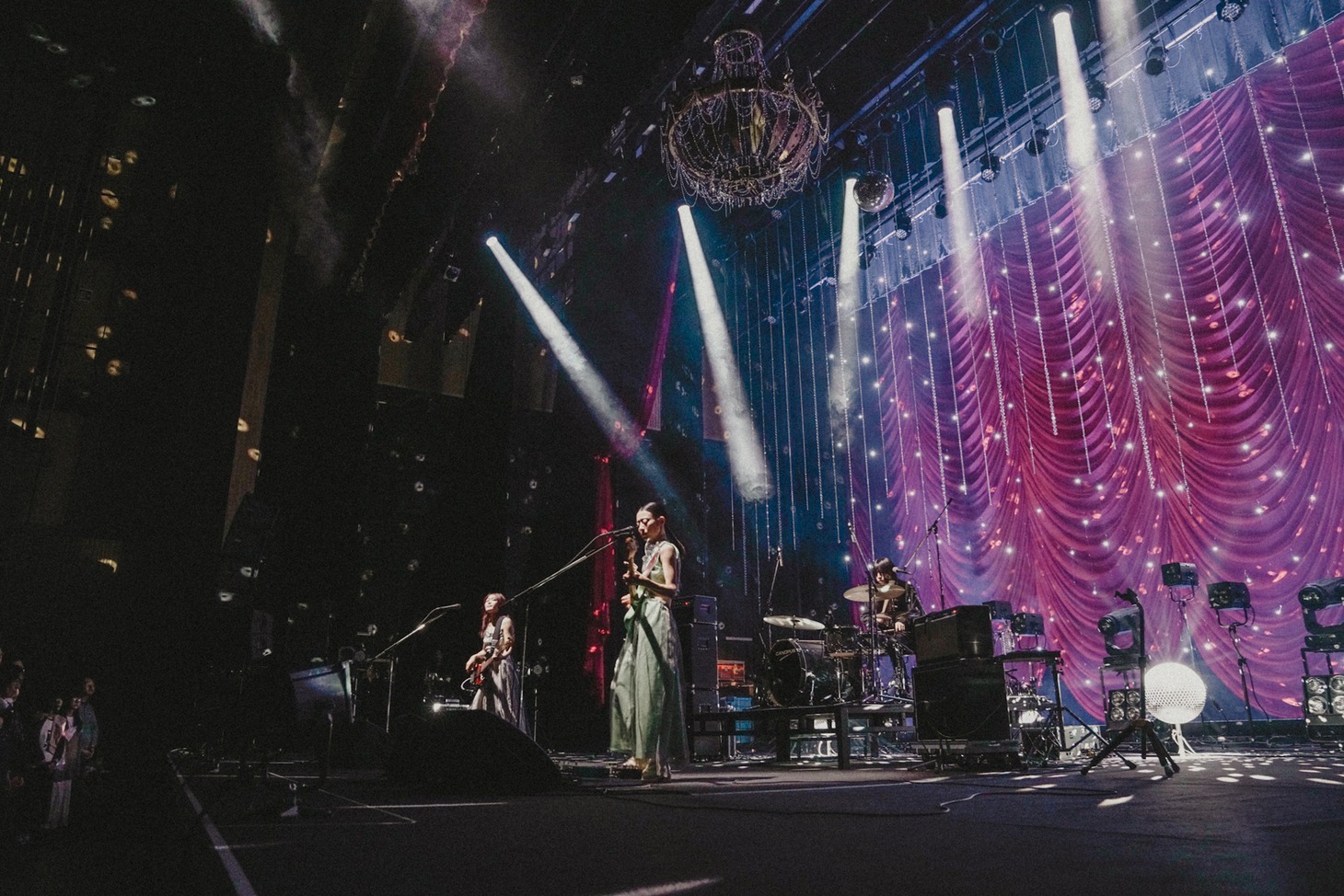 羊文学（Photo by Asami Nobuoka）（Photo by Asami Nobuoka）