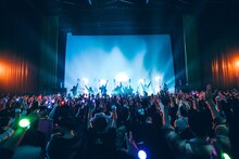 梅田サイファーのライブの様子。（撮影：ヨシモリユウナ）