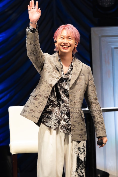 チャラチャラ担当のシューヤ。（撮影：寺本篤史）