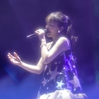 ももクロ百田夏菜子Xmasの“シンデレラタイム”、自ら作詞した多彩な新曲に優しい歌声を乗せる