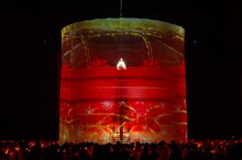 百田夏菜子「Talk With Me Xmas Night ～シンデレラタイム～」の様子。