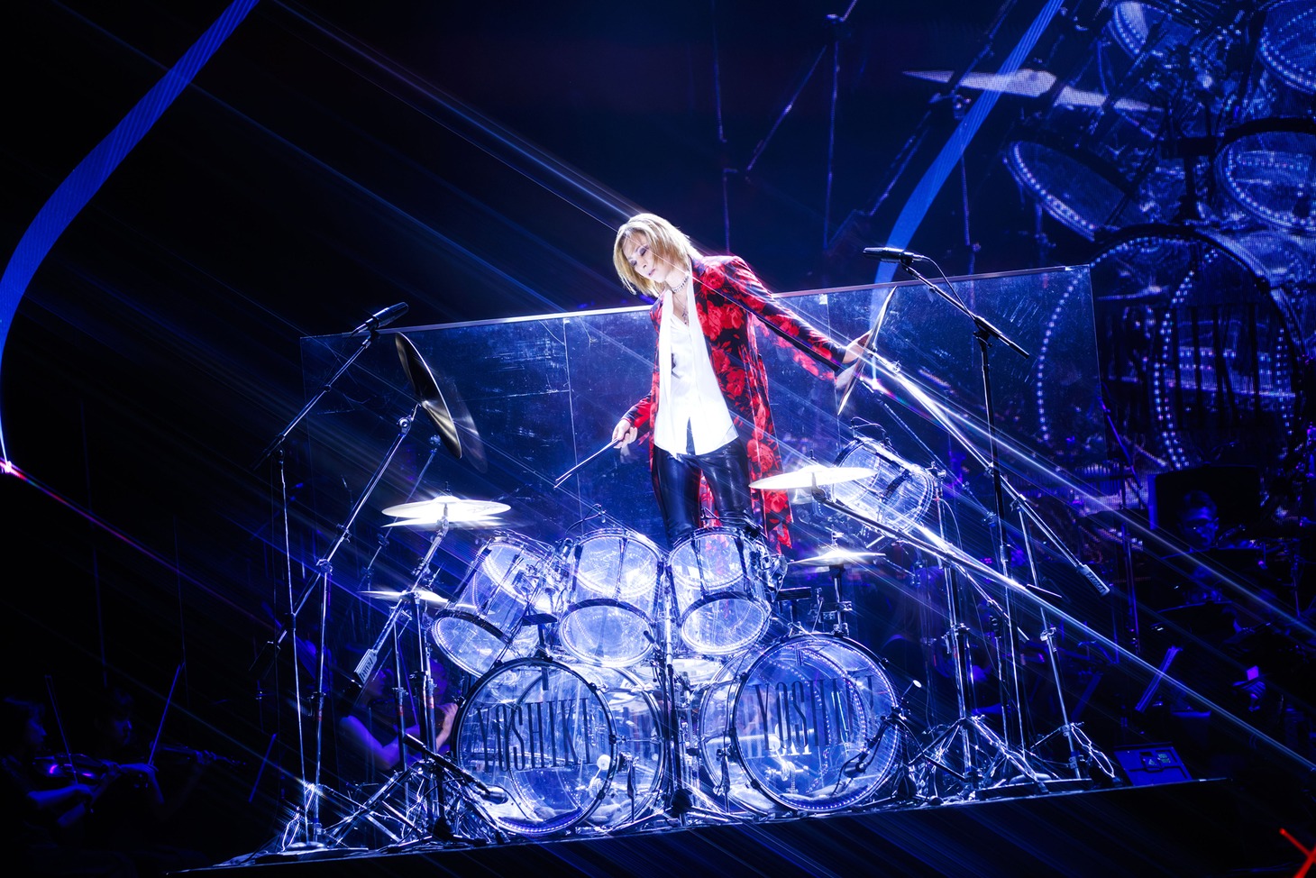 YOSHIKI