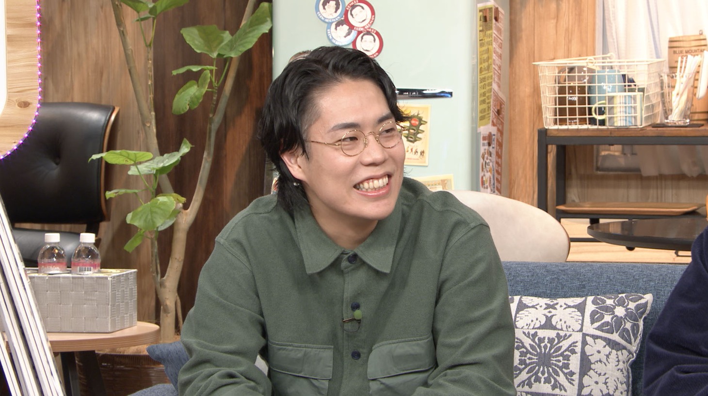 高比良くるま（令和ロマン）(c)テレビ朝日