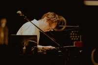 野崎泰弘（Key）（撮影：三田村亮）