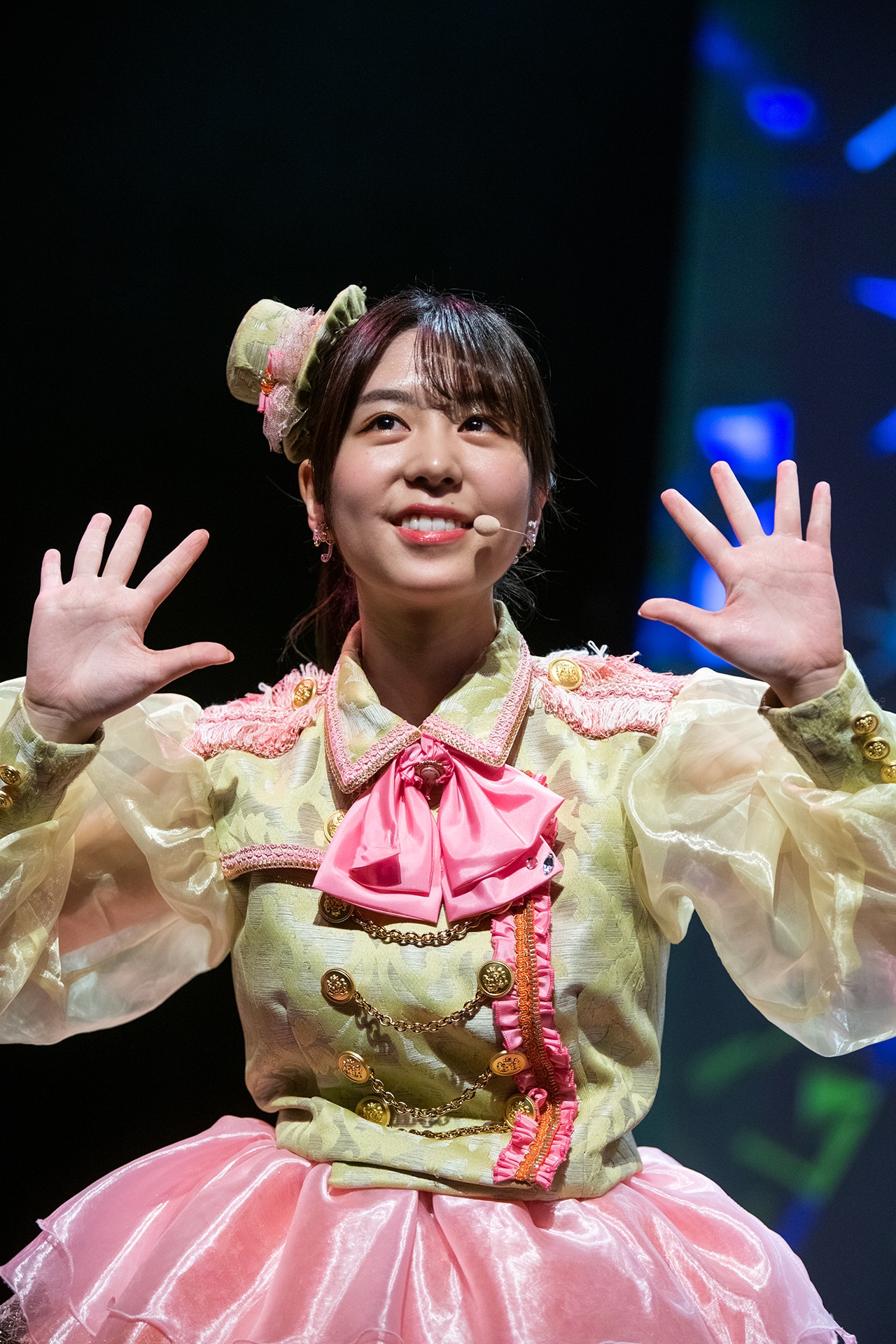 ラフラフ吉村萌南アクリルスタンド黒衣装100億点