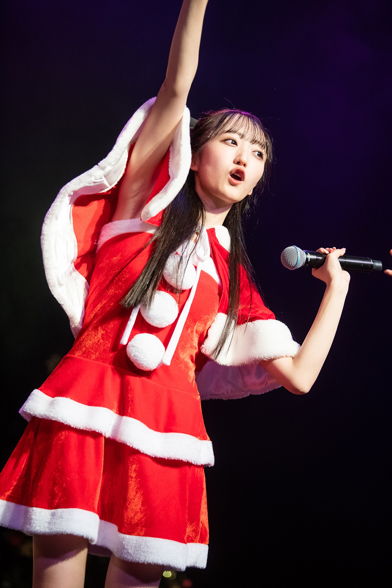 日比野芽奈