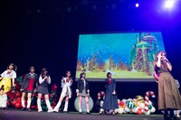 ギャル宮城に浦島太郎を連れてきた亀（右端）。