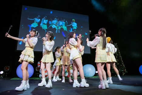 メンバー同士で撮影し合うラフ×ラフ。