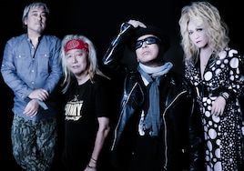 X.Y.Z.→A結成25周年ツアー開催、橘高文彦は“35回目の24歳”誕生日迎える