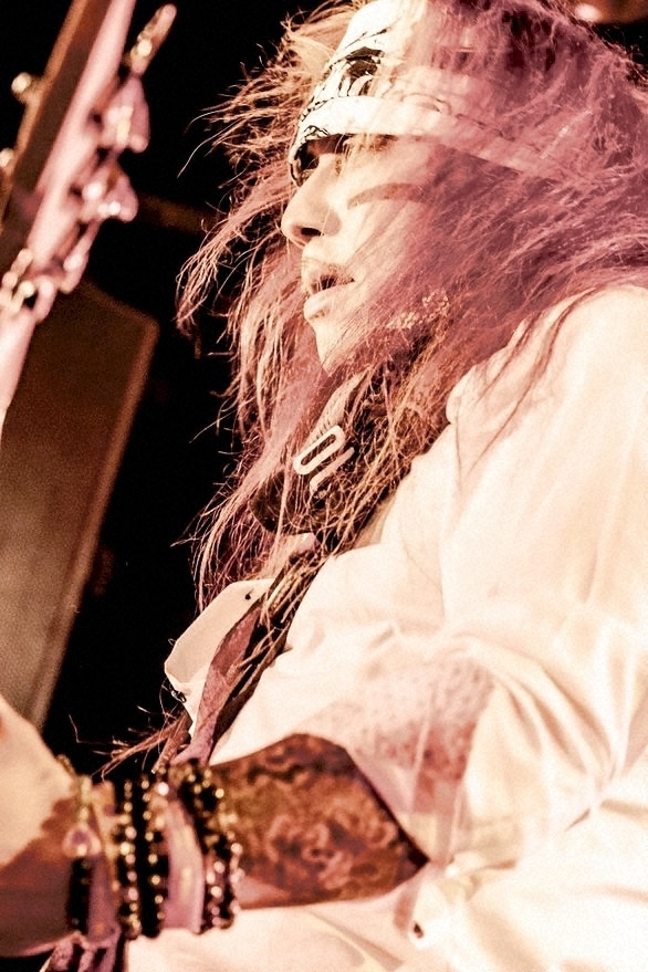 George（LADIESROOM）