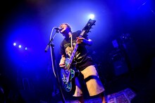 横山健（Vo, G / Ken Yokoyama）（撮影：半田安政）