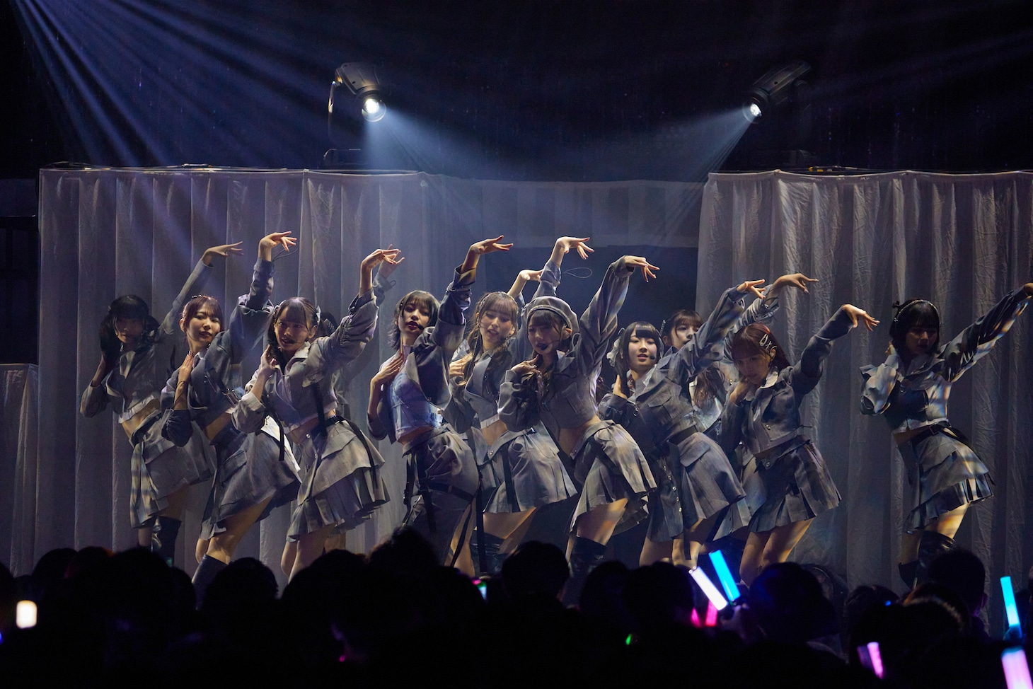 「≠ME 特別公演 2023」の様子。(c)YOANI
