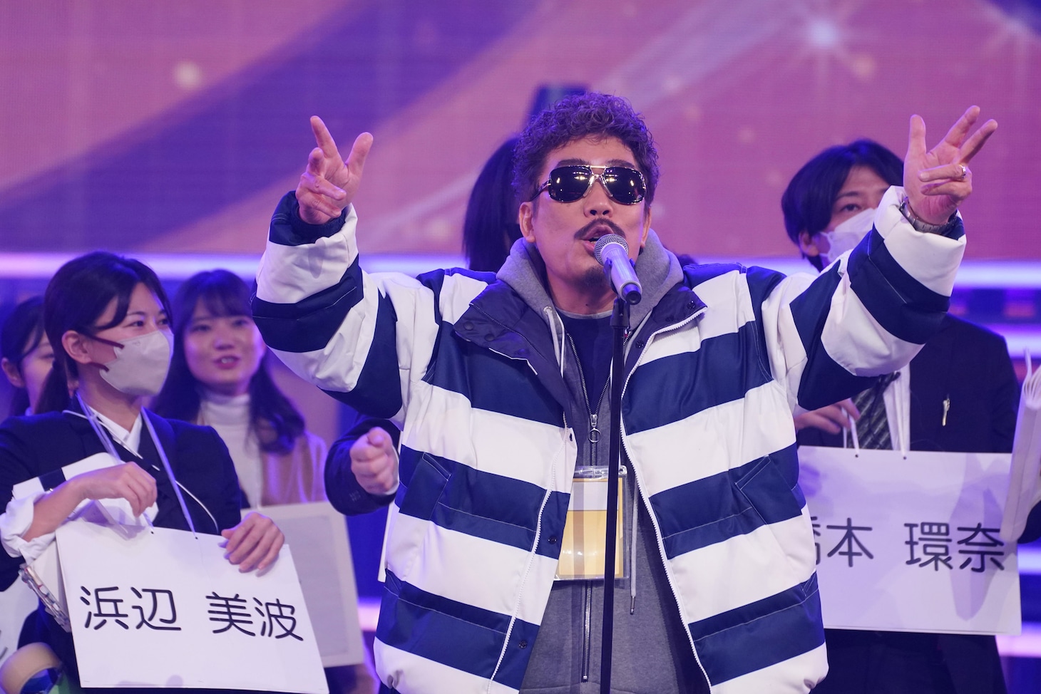鈴木雅之のリハーサルの様子。(c)NHK