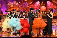 「第65回 輝く！日本レコード大賞」にて最優秀新人賞を受賞したFRUITS ZIPPER。(c)TBS