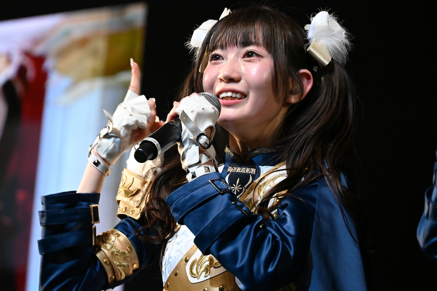 律月ひかる