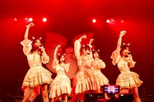 「Devil ANTHEM. 9th Anniversary ONE MAN LIVE 陽花歌歌」の様子。（撮影：笹森健一）