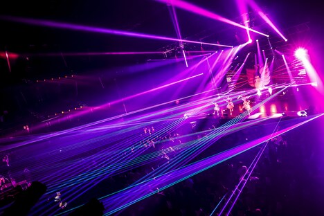 「Devil ANTHEM. 9th Anniversary ONE MAN LIVE 陽花歌歌」の様子。（撮影：笹森健一）