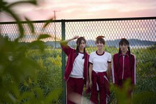 乃木坂46 5期生 写真集「あの頃、乃木坂にいた」より。（撮影：Sakai De Jun）