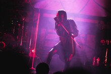 逹瑯（Vo）（撮影：冨田味我）