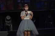卒業に際しての挨拶を述べる川瀬あやめ。(撮影:林晋介)